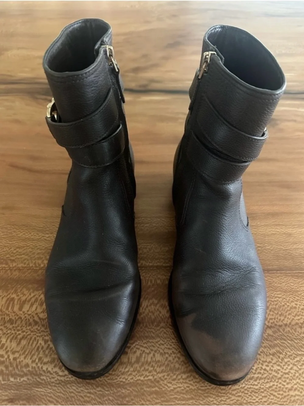 Tory Burch Gemini Brown Leather Ankle Booties Gold Logo Buckle | Size: 8.5